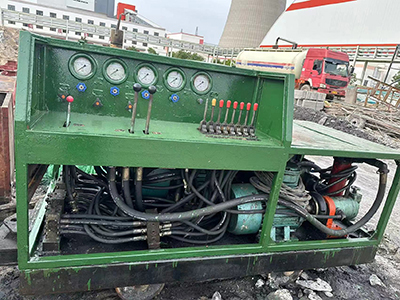 礦用反井鉆機(jī)操縱臺(tái)